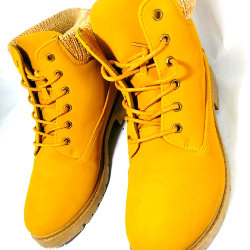 Rouge ankle boots 😍 - Picture 8 of 14